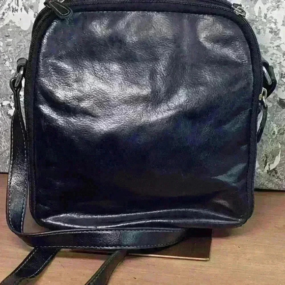 Giani Bernni Black Leather Crossbody bag - Picture 4 of 10